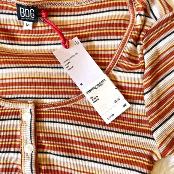 BDG brown burnt orange red and white striped long sleeve crop top NWT- M - Picture 5 of 8